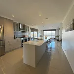 Rent 4 bedroom house in bungendore