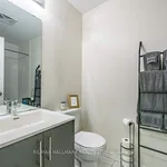 5 bedroom apartment of 990 sq. ft in Toronto