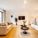 Rent 3 bedroom apartment in Saint-Gilles - Sint-Gillis