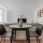 Rent 2 bedroom flat of 67 m² in london