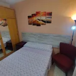 Rent a room of 80 m² in madrid