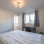 Rent 3 bedroom house in Chichester