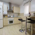 Rent a room of 75 m² in valencia