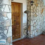 Rent 4 bedroom house of 150 m² in Bari