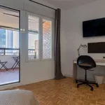 Rent a room of 140 m² in madrid