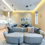 Rent 2 bedroom apartment of 85 m² in Budapest