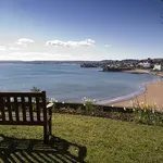 Stunning sea views and huge balcony (Has an Apartment)