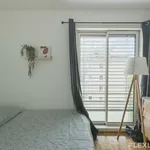 Appartement de 1227 m² avec 6 chambre(s) en location à Paris