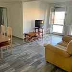 Alquilo 3 dormitorio apartamento de 111 m² en  Sevilla