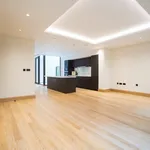 Rent 3 bedroom house of 1560 m² in London