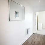 Rent 2 bedroom flat in Cardiff