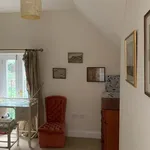 Rent 3 bedroom flat in Malvern Hills