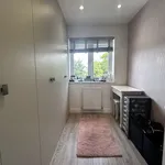 Rent 4 bedroom house in Yorkshire And The Humber