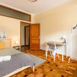 Rent 6 bedroom apartment in Porto