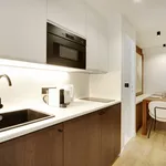 Rent 1 bedroom apartment of 592 m² in Paris