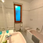 Rent 4 bedroom apartment in Florence