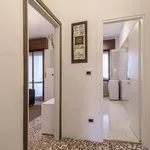 Rent 1 bedroom apartment in Milan