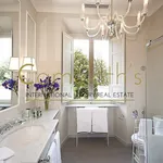 Rent 5 bedroom house of 400 m² in Florence