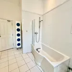 Rent 4 bedroom apartment in Glasgow