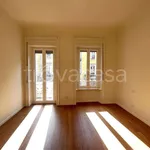 Rent 3 bedroom apartment of 92 m² in Milano