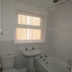 Rent 4 bedroom flat in Exeter