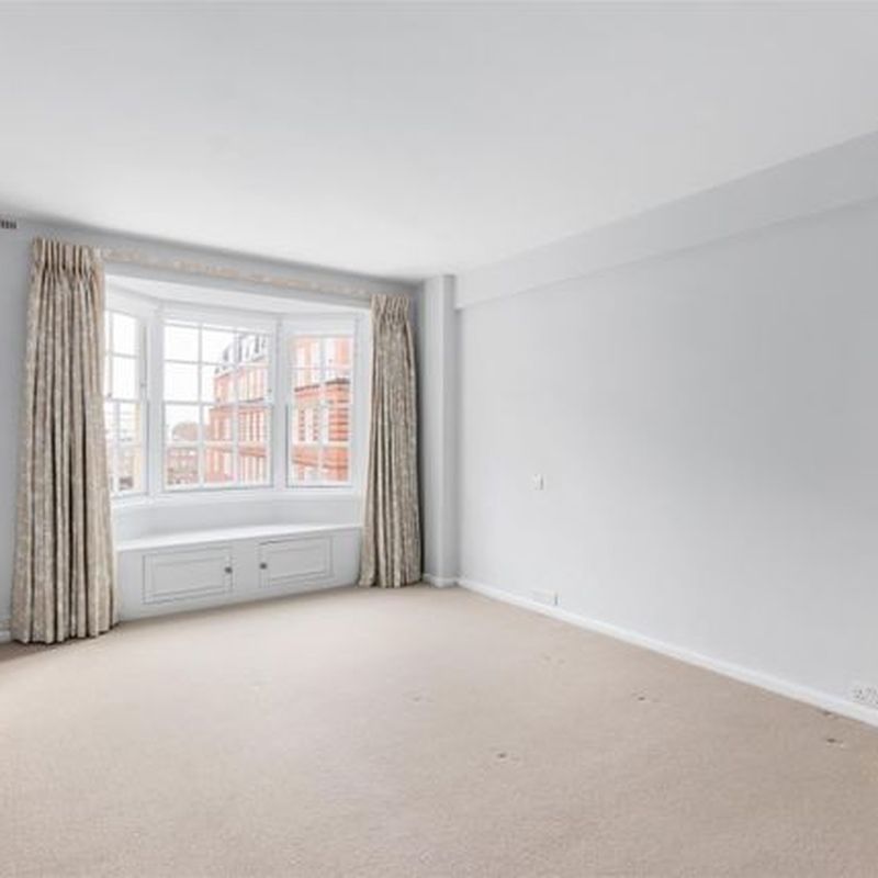 Flat to rent in Whiteheads Grove, Chelsea SW3