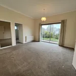 4 Bedrooms House - Detached - To Let