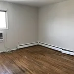 Rent 4 bedroom apartment in Hicksville