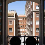 Rent a room of 109 m² in Madrid