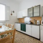 Rent 1 bedroom apartment of 50 m² in Florence