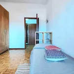 Rent 3 bedroom apartment of 145 m² in ferrara