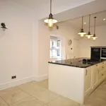 Rent 5 bedroom house in Royal Leamington Spa