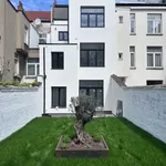 Rent 2 bedroom apartment in Bruxelles