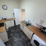 Rent 4 bedroom house in Hull