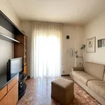 Rent 2 bedroom apartment of 65 m² in Milan