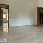 Rent 5 bedroom apartment of 148 m² in Rome