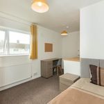 Rent 5 bedroom flat in East Of England