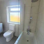 Rent 4 bedroom apartment in South East England