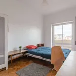 Rent a room in lisbon