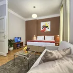 Pronajměte si 1 ložnic/e byt o rozloze 38 m² v Prague