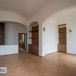 Affitto 3 camera appartamento di 136 m² in Rome