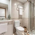 Alquilo 4 dormitorio apartamento de 90 m² en Madrid