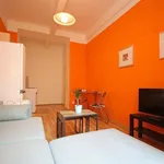 Rent 2 bedroom apartment of 45 m² in Capital City of Prague