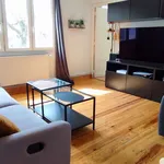 Appartement de 60 m² avec 4 chambre(s) en location à Valence