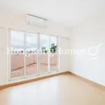 Rent 4 bedroom apartment of 151 m² in North Point Hill