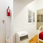 Rent 2 bedroom apartment in lisbon