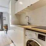 Appartement de 215 m² avec 1 chambre(s) en location à Paris