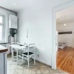 Rent 1 bedroom apartment of 45 m² in Berlin