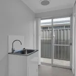 Rent 4 bedroom house in Baldivis