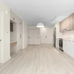 4 bedroom apartment of 893 sq. ft in Montreal